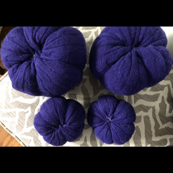 Homemade Sweater Pumpkins in Dark Purple - Picture 3 of 3